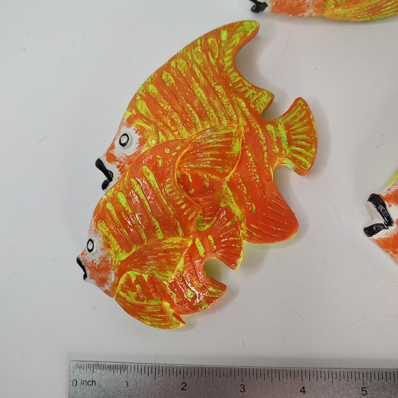 Vintage Orange Fish Chalkware Repainted Set Of 3 Wall Decor - Picture 5 of 14